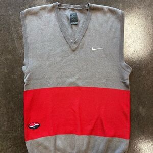 Vintage nike tiger woods yin yang logo golf sweater vest color blocking